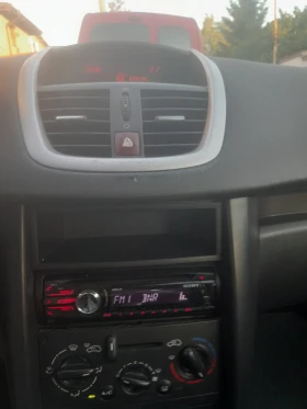 Peugeot 207 1.4, снимка 9