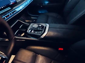 BMW i7 xDrive60| SWAROWSKI| SKY LOUNGE| M PKG| ���� ���� | Mobile.bg � ����� ������ 12