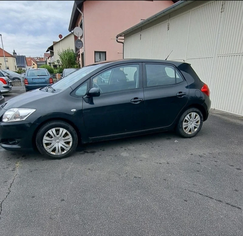 Toyota Auris 1.6 , снимка 4 - Автомобили и джипове - 47030792