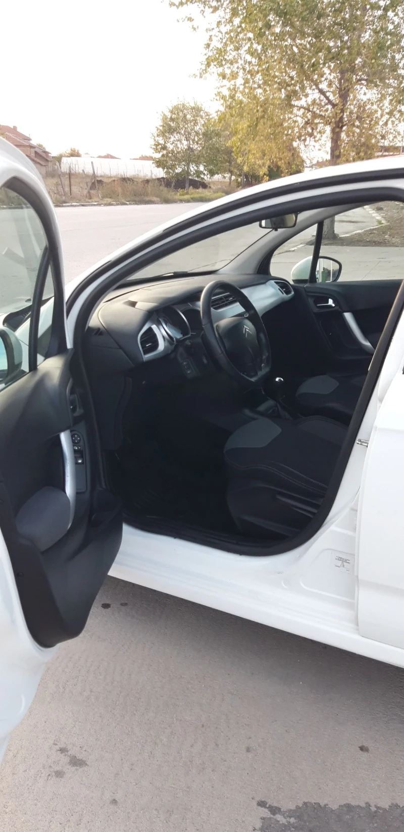 Citroen C3 1.2 газ / бензин, снимка 14 - Автомобили и джипове - 47526631