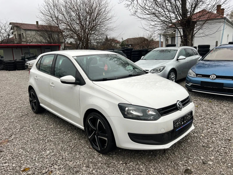 VW Polo 1.2 60коня 50000км!, снимка 2 - Автомобили и джипове - 47593995