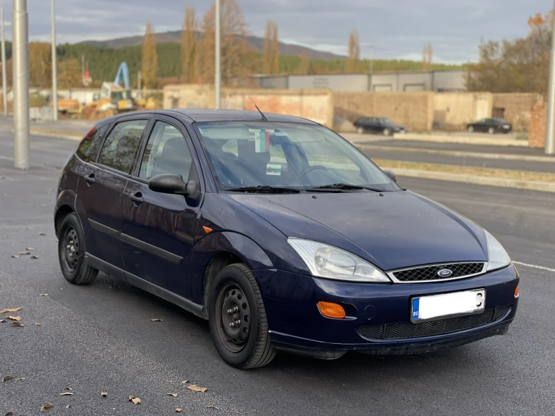 Ford Focus 1.6 i 101кс, снимка 3 - Автомобили и джипове - 48017074