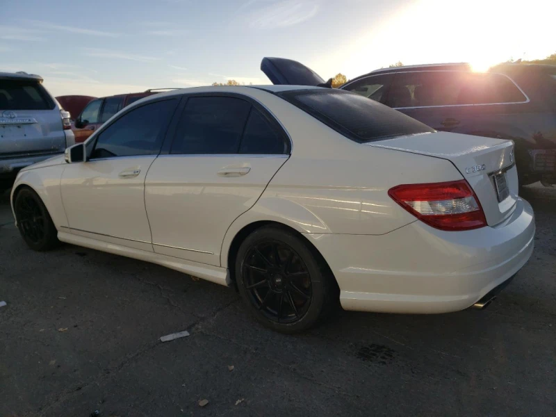 Mercedes-Benz C 300 Sport 4MATIC, снимка 2 - Автомобили и джипове - 48092707