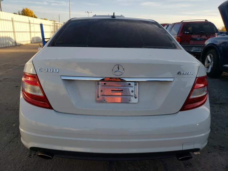 Mercedes-Benz C 300 Sport 4MATIC, снимка 6 - Автомобили и джипове - 48092707