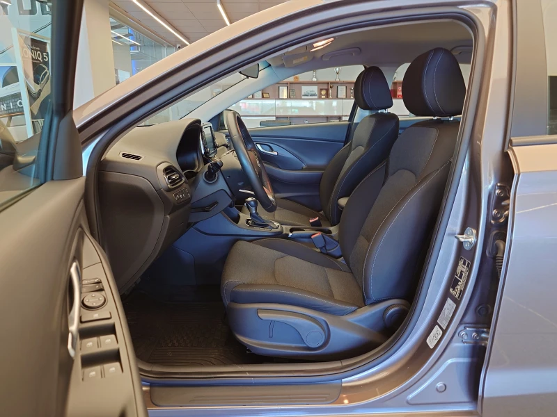 Hyundai I30 Exclusive, снимка 9 - Автомобили и джипове - 48538189