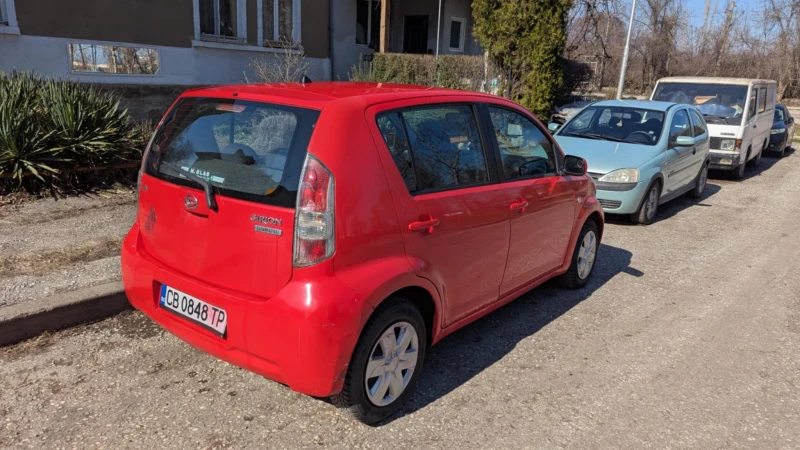 Daihatsu Sirion 4x4 1.3, снимка 5 - Автомобили и джипове - 49359669