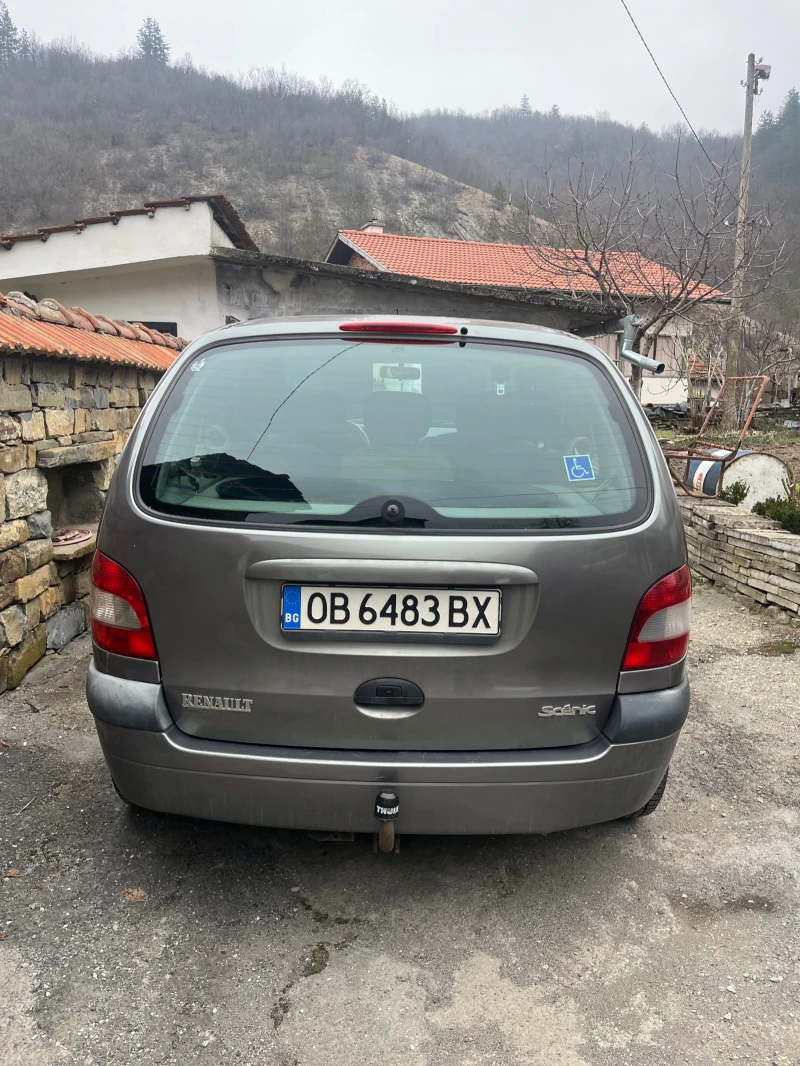 Renault Scenic, снимка 3 - Автомобили и джипове - 49432026