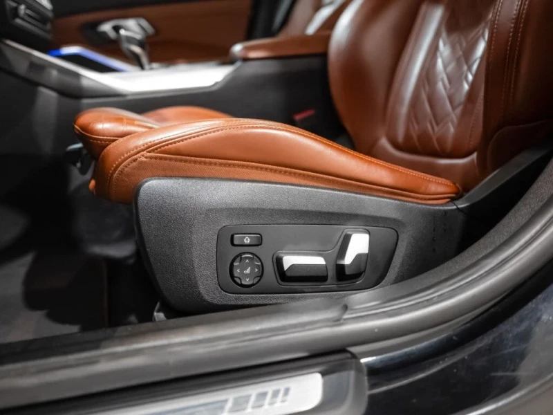 BMW 340 M340* Harman* Carplay* Подгрев* Камера* Headup* , снимка 12 - Автомобили и джипове - 52317583