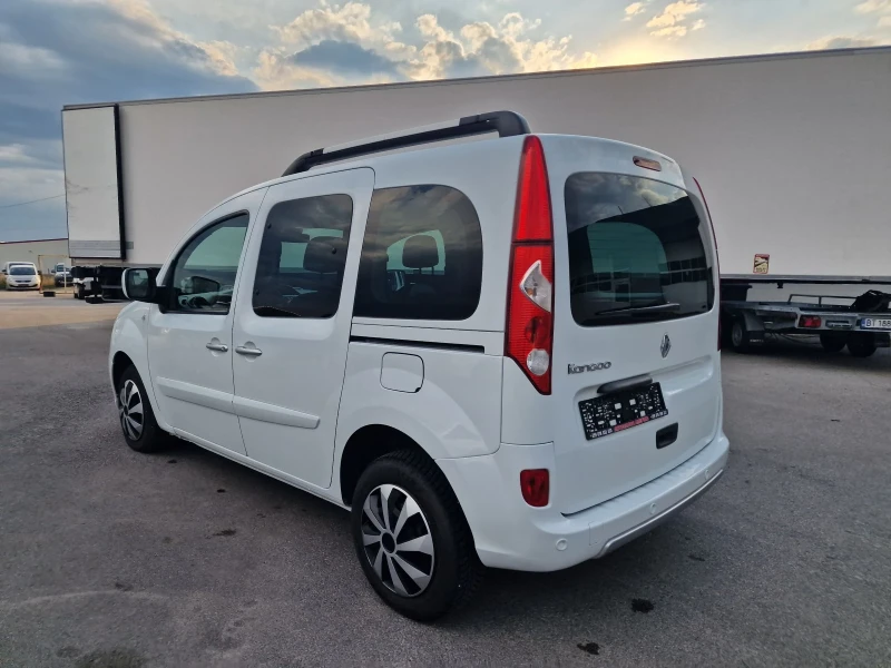 Renault Kangoo 1.5dci, снимка 4 - Автомобили и джипове - 51253104