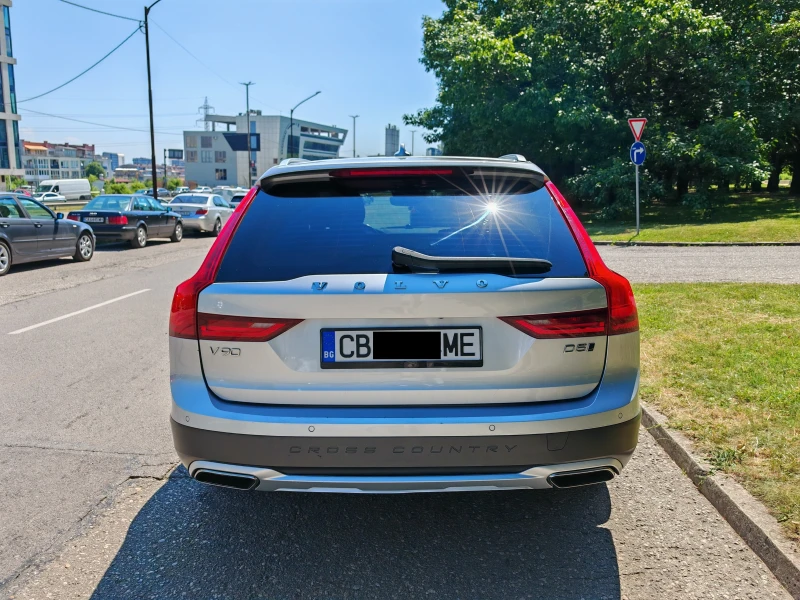 Volvo V90 Cross Country Inscription, снимка 5 - Автомобили и джипове - 52318161