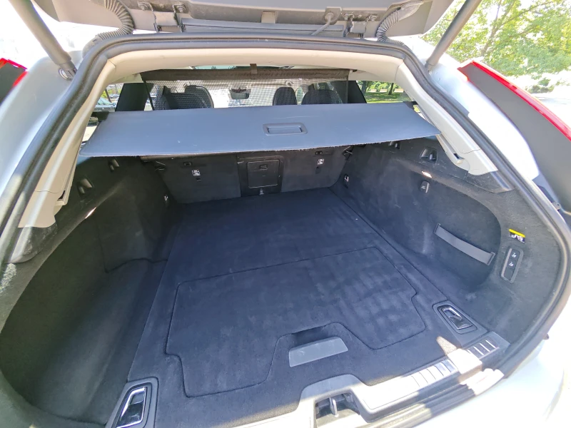 Volvo V90 Cross Country Inscription, снимка 7 - Автомобили и джипове - 52318161