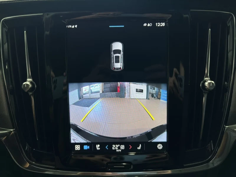 Volvo V90 T6/PLUS-BRIGHT/398HP/PANO/AHK/H&K/CAM/311gpr, снимка 12 - Автомобили и джипове - 51682558