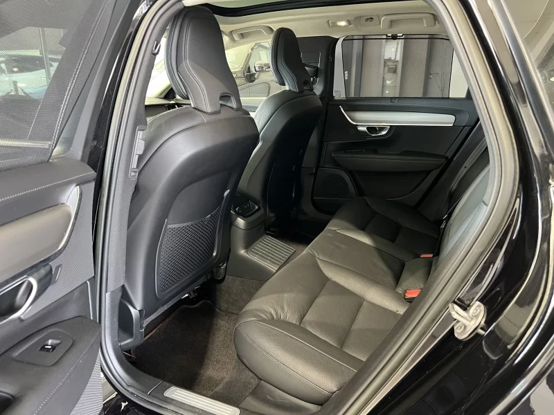 Volvo V90 T6/PLUS-BRIGHT/398HP/PANO/AHK/H&K/CAM/311gpr, снимка 15 - Автомобили и джипове - 51682558