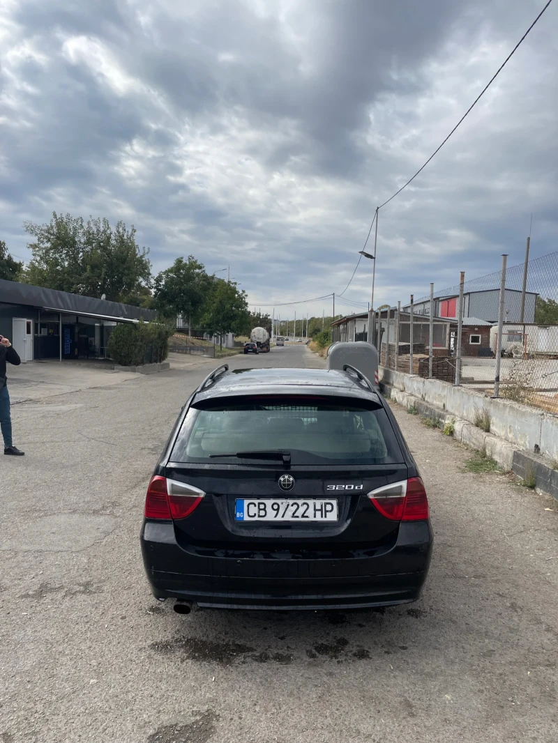 BMW 320 E91, снимка 5 - Автомобили и джипове - 52284873