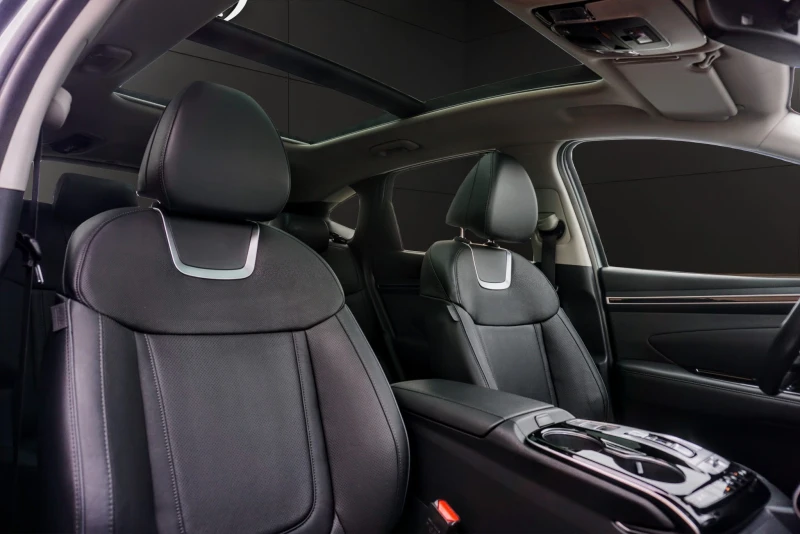 Hyundai Tucson 1.6 HEV EXE AUTO PANO * ПОДГРЕВ* * ОБДУХВАНЕ* , снимка 13 - Автомобили и джипове - 52418369