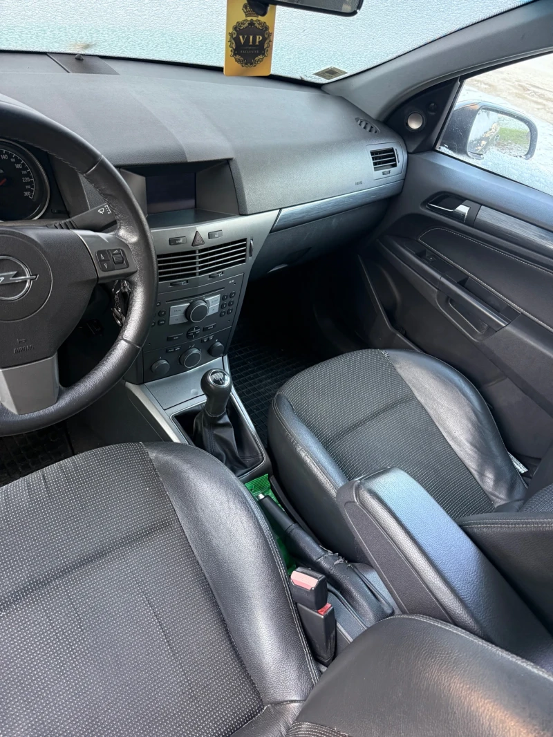 Opel Astra H, снимка 8 - Автомобили и джипове - 53277361