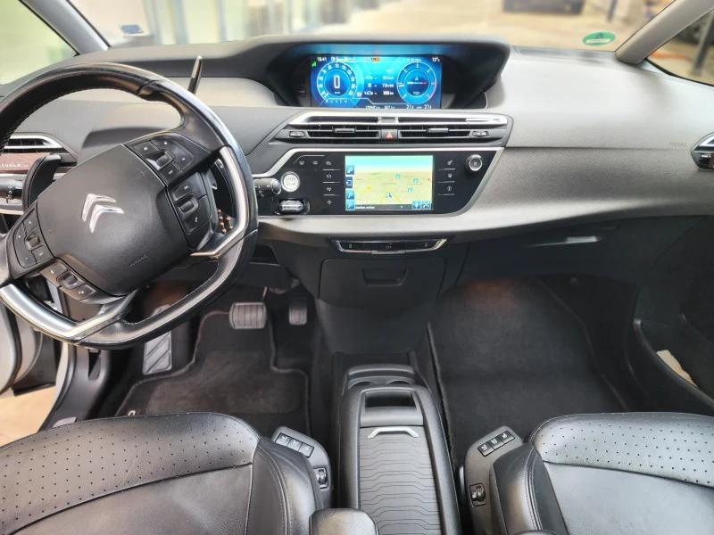 Citroen Grand C4 Picasso Ван, снимка 9 - Автомобили и джипове - 53429245