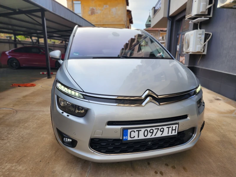 Citroen Grand C4 Picasso Ван, снимка 3 - Автомобили и джипове - 53429245