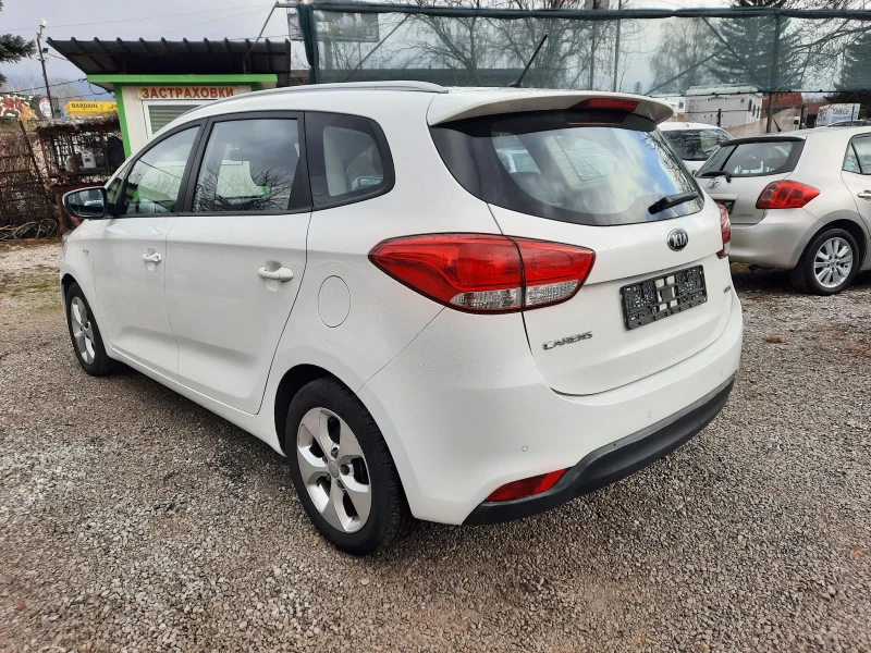 Kia Carens 1.7 crdi 130 x.km. avtom, снимка 8 - Автомобили и джипове - 53485292