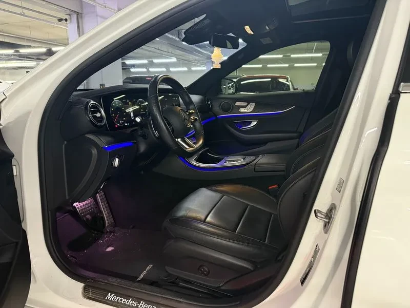 Mercedes-Benz E 220 CDI Avantgarde - САМО 30% АВАНС!, снимка 9 - Автомобили и джипове - 55441745