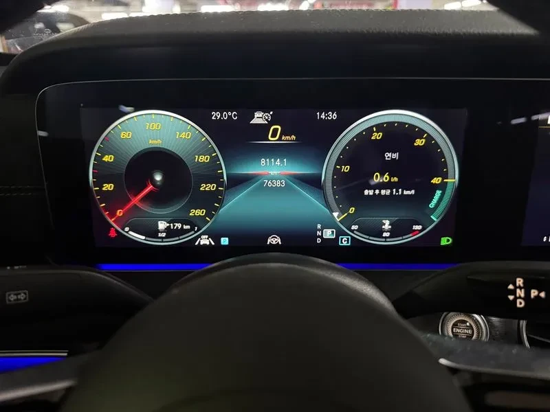 Mercedes-Benz E 220 CDI Avantgarde - САМО 30% АВАНС!, снимка 7 - Автомобили и джипове - 55441745