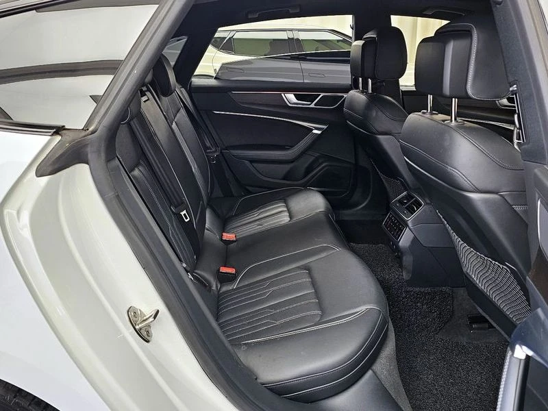 Audi A7 3.0 DLZ Automatic, снимка 12 - Автомобили и джипове - 55960393