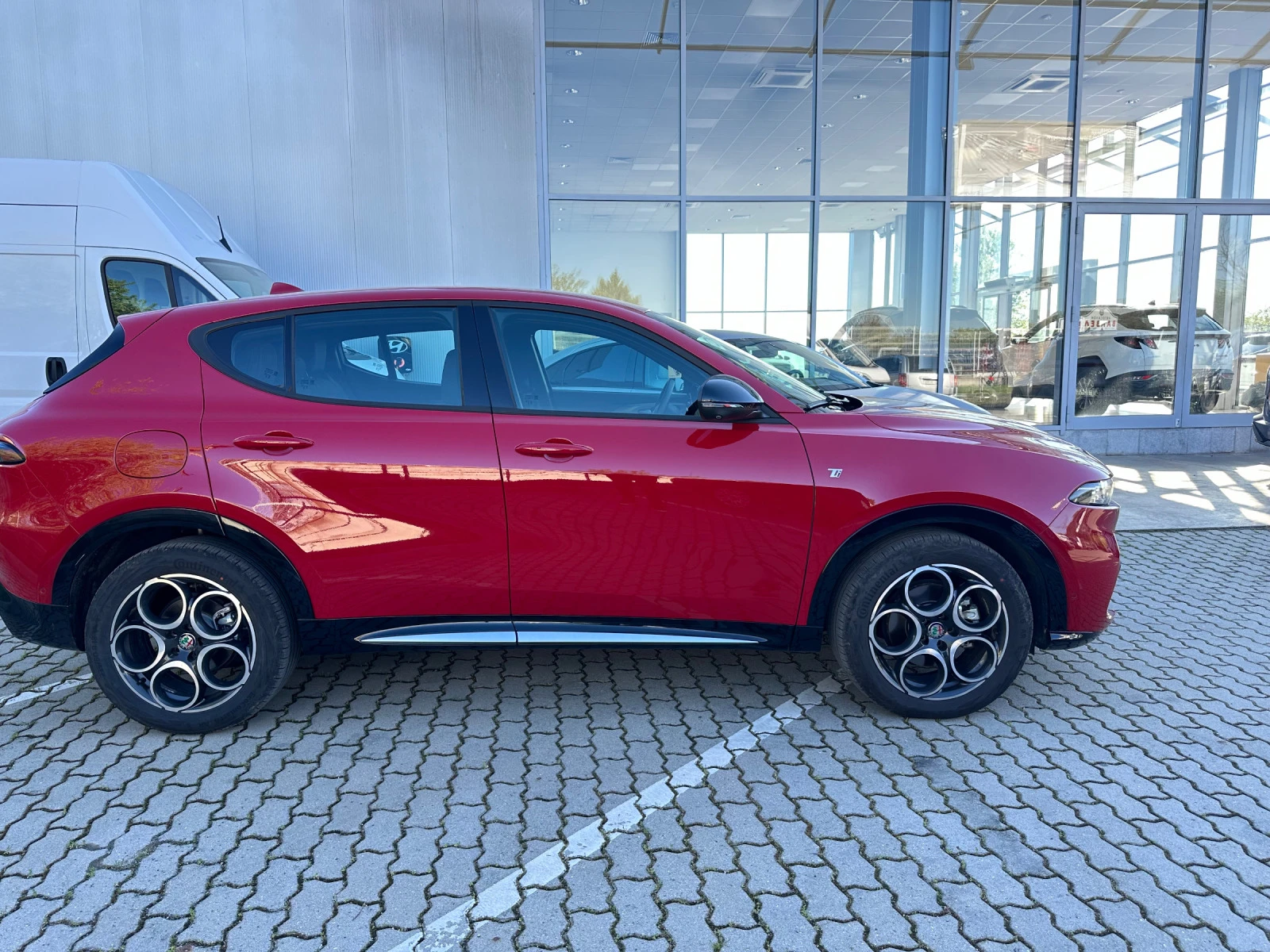 Alfa Romeo Tonale 1.6D Ti - изображение 4