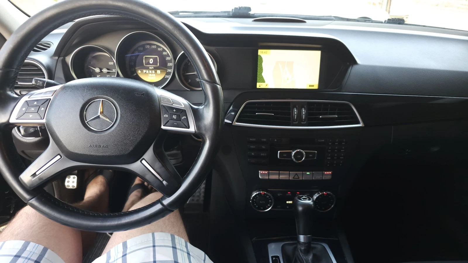 Mercedes-Benz C 220  - изображение 9