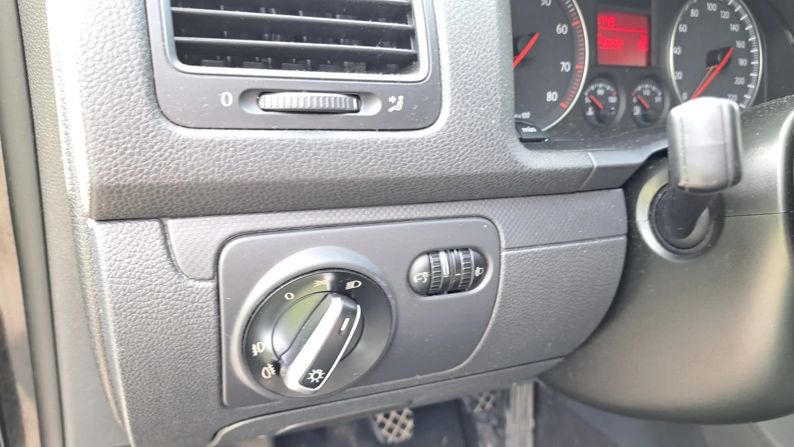 VW Golf 1.4I/PERFECTEN/BEZ ANALOG/ - изображение 6