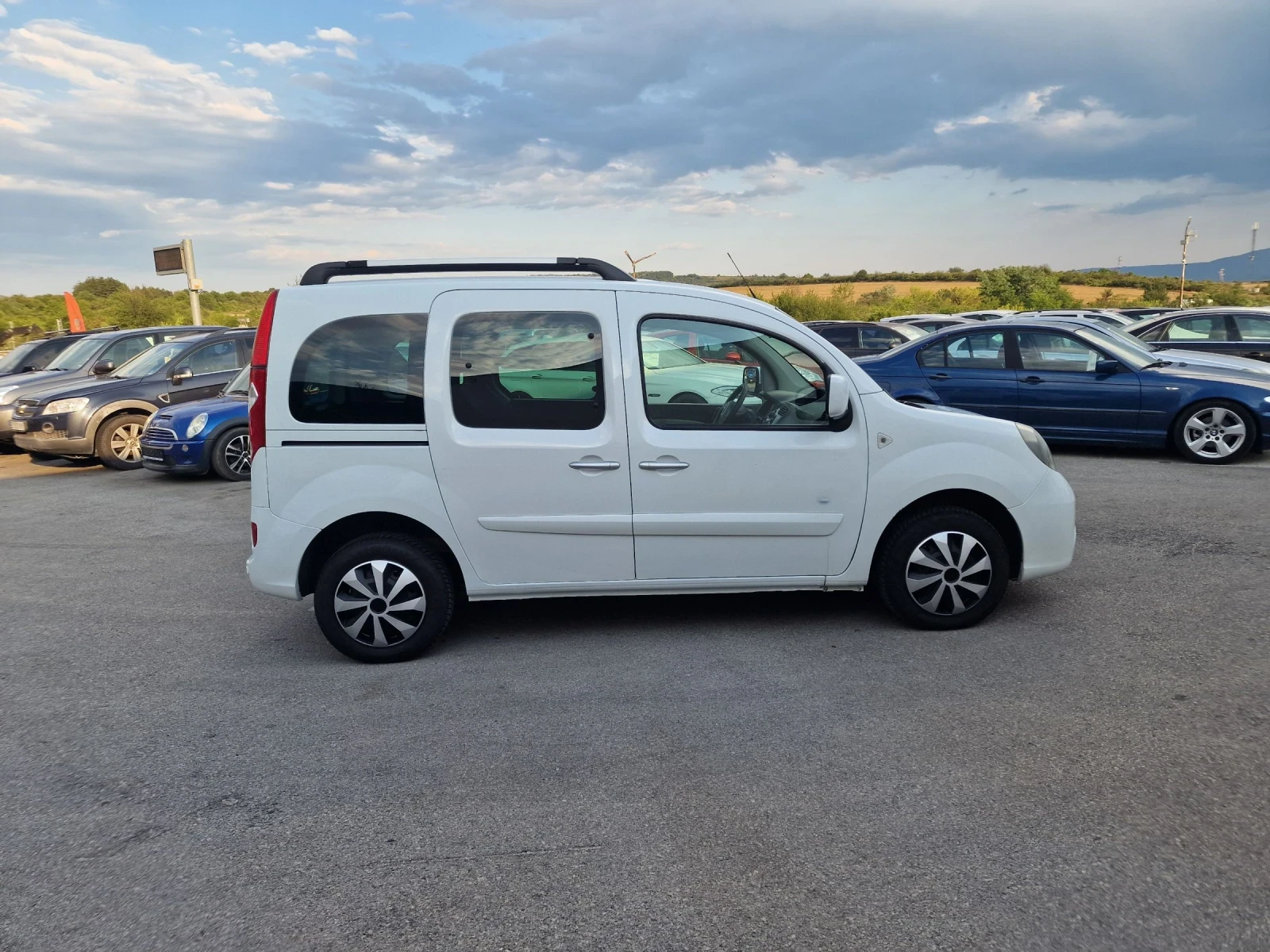 Renault Kangoo 1.5dci - изображение 8