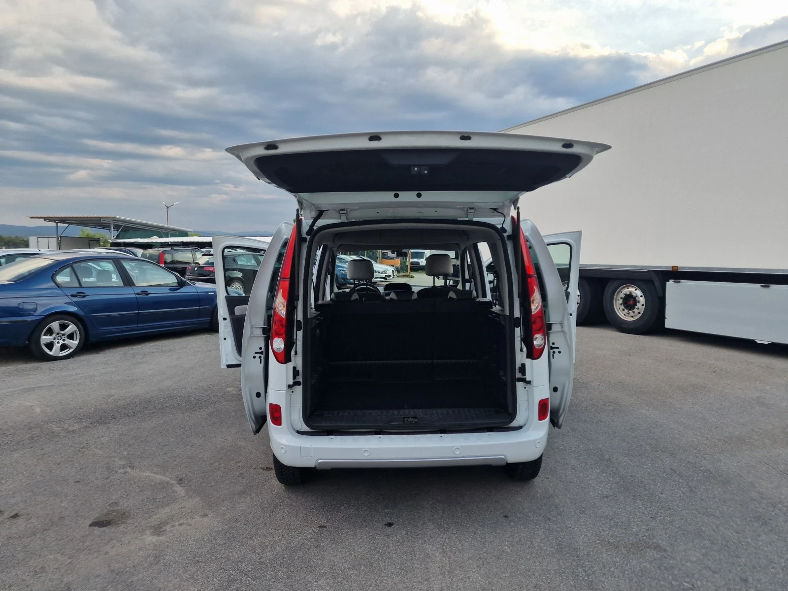 Renault Kangoo 1.5dci | Mobile.bg — изображение 15