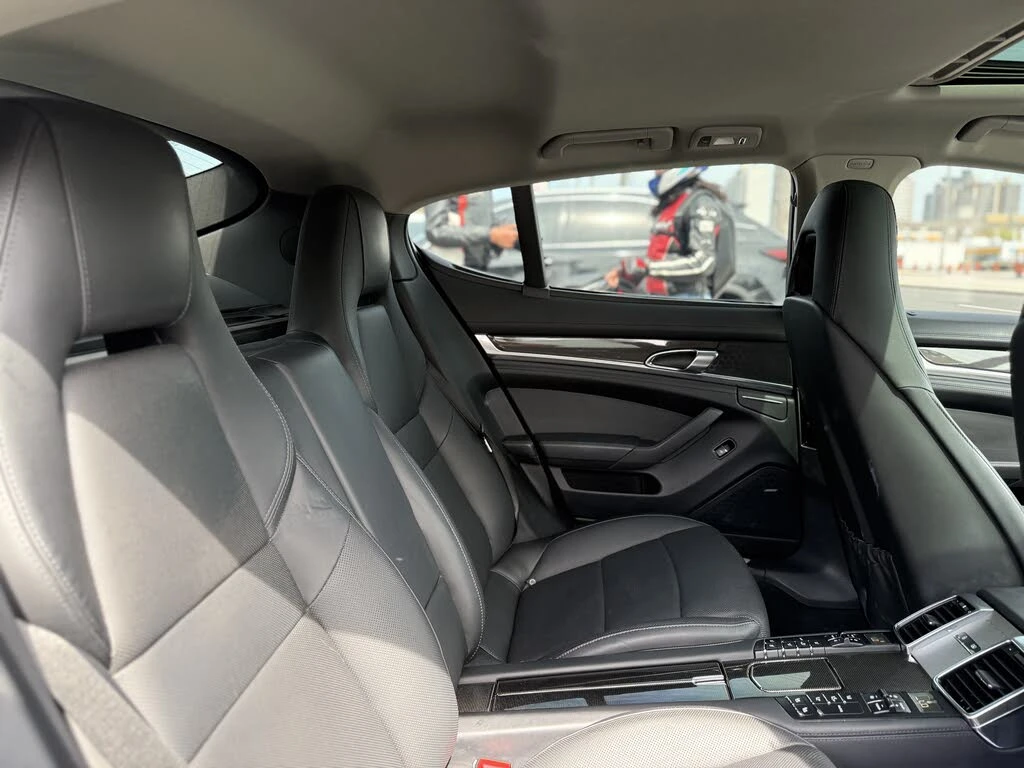 Porsche Panamera *  *    *   *  | Mobile.bg   15