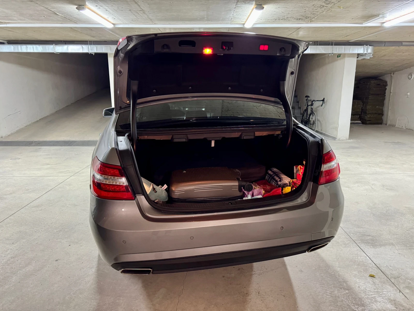 Mercedes-Benz E 300 3.5 V6 4matic | Mobile.bg � ����������� 13