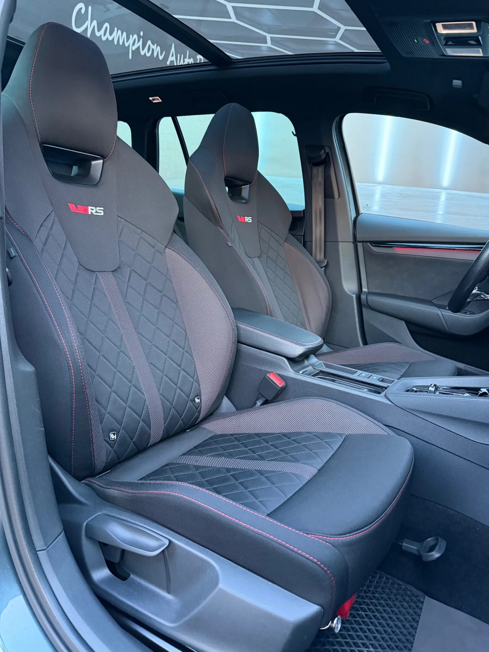 Skoda Octavia VIRS, снимка 12 - Автомобили и джипове - 53712942