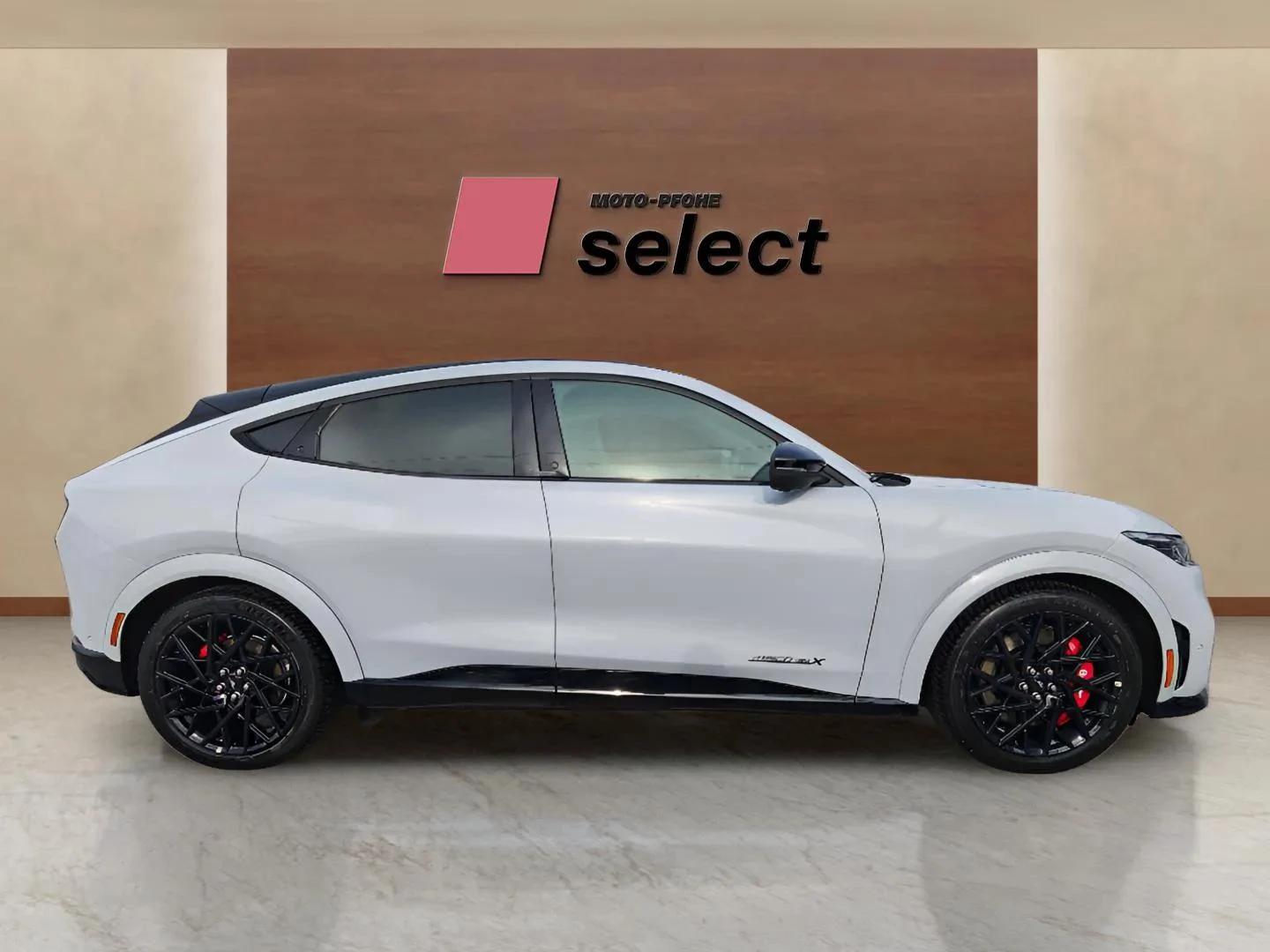 Ford Mustang Mach-E BEV 98 kWh, снимка 4 - Автомобили и джипове - 53967575