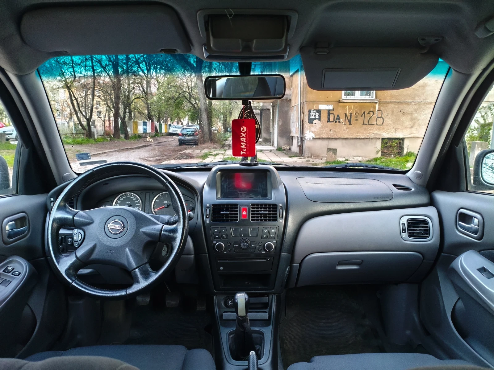 Nissan Almera Ревизиран Двигател!, снимка 6 - Автомобили и джипове - 54168582