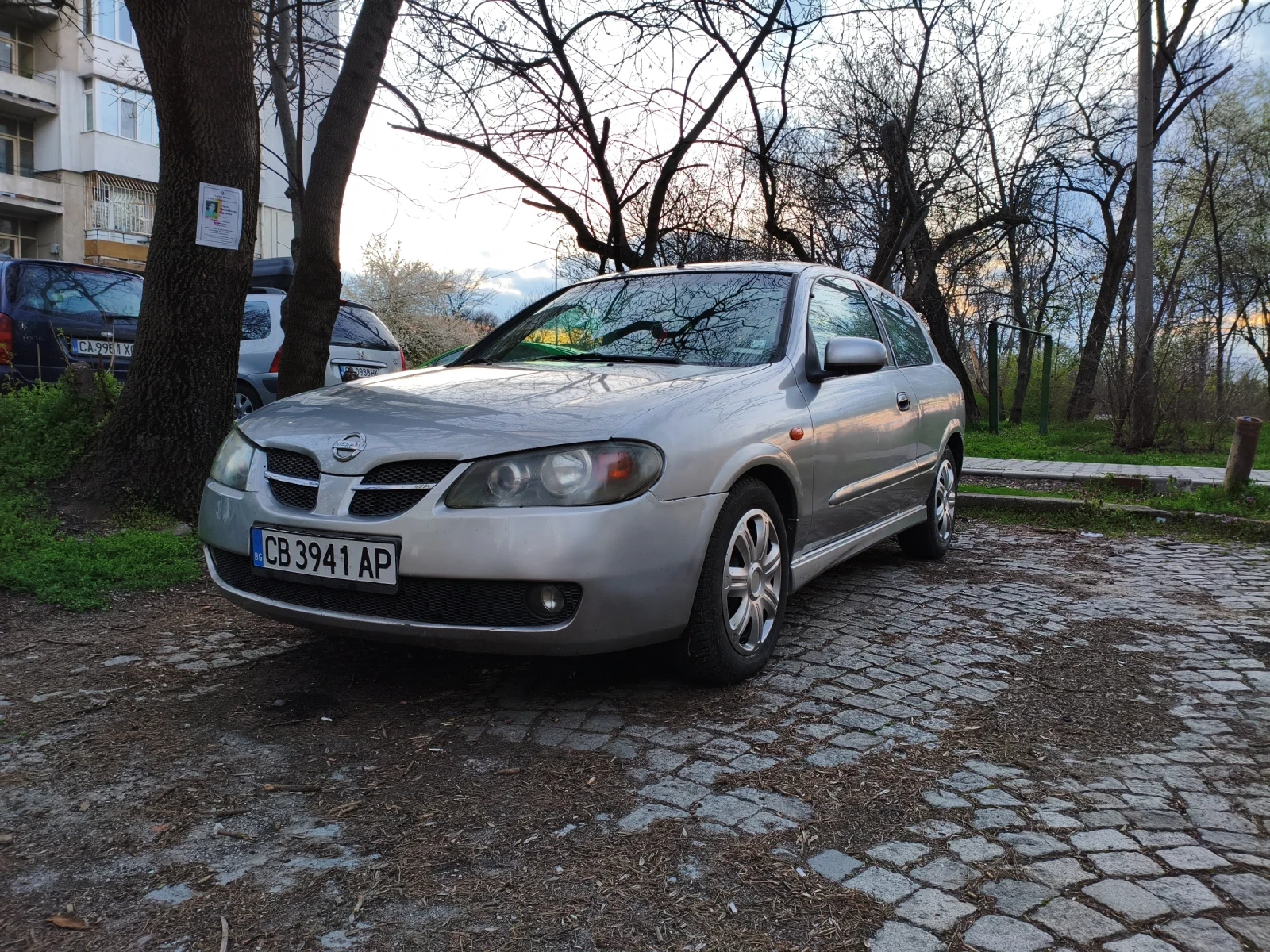 Nissan Almera Ревизиран Двигател!, снимка 2 - Автомобили и джипове - 54168582