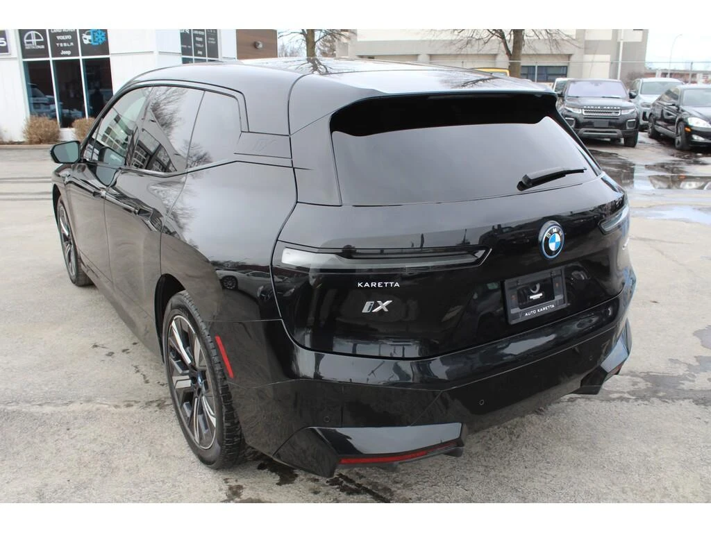 BMW iX M pack* 360* H&K* Carplay* HeadUp* Масаж, снимка 2 - Автомобили и джипове - 54204284