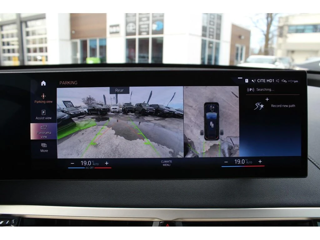 BMW iX M pack* 360* H&K* Carplay* HeadUp* Масаж, снимка 15 - Автомобили и джипове - 54204284