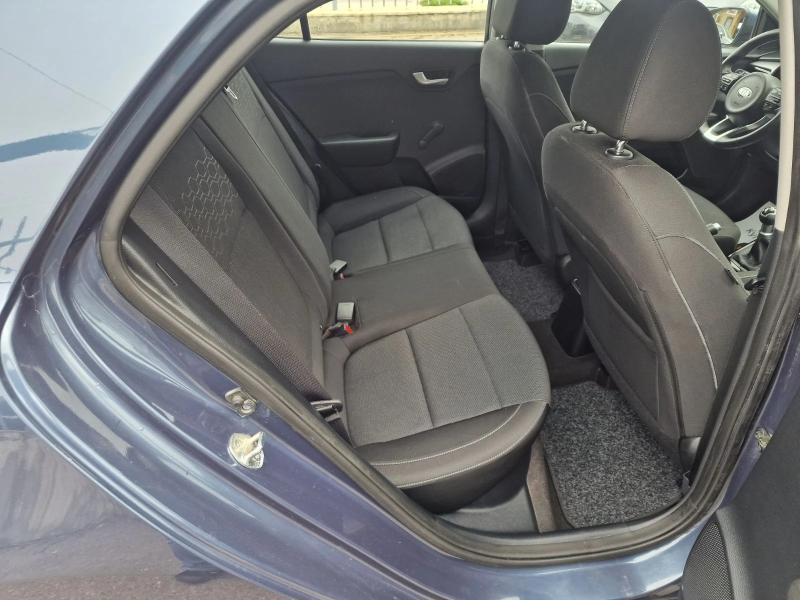 Kia Rio 1.25I-CAMERA-NAVI-EU6, снимка 8 - Автомобили и джипове - 54205663
