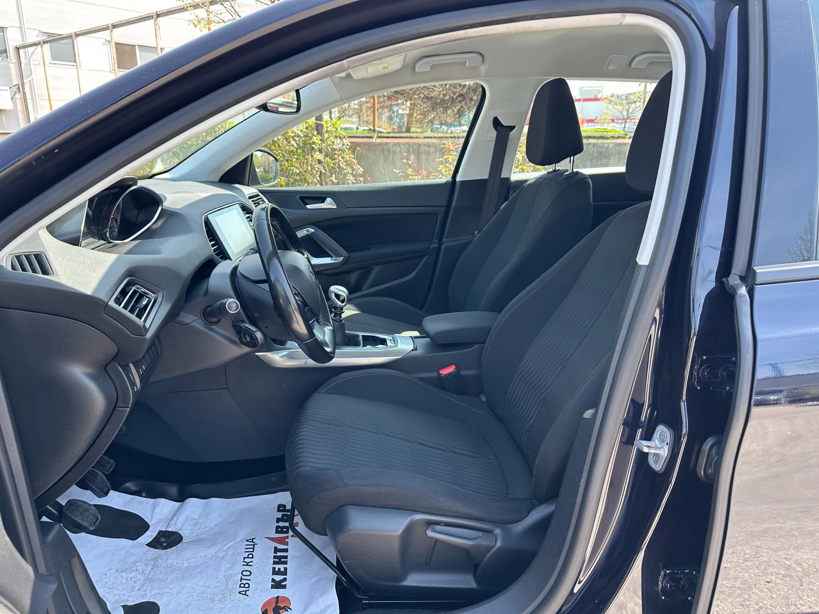 Peugeot 308 2.0hdi, снимка 9 - Автомобили и джипове - 54280179