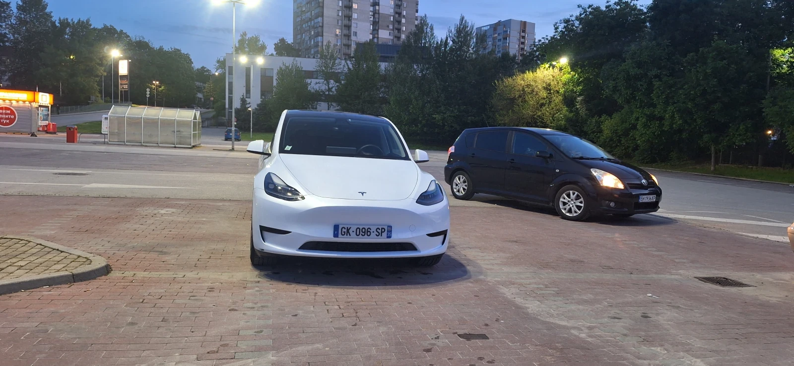 Tesla Model Y LFP, снимка 7 - Автомобили и джипове - 54497038
