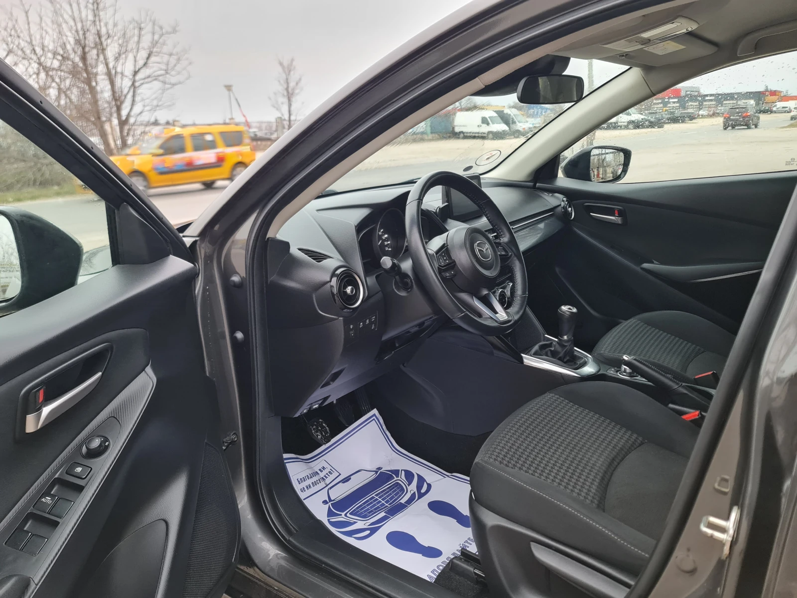 Mazda 2 ПРОМОЦИЯ/1, 5i/90hpFACE LIFT, снимка 7 - Автомобили и джипове - 54599065