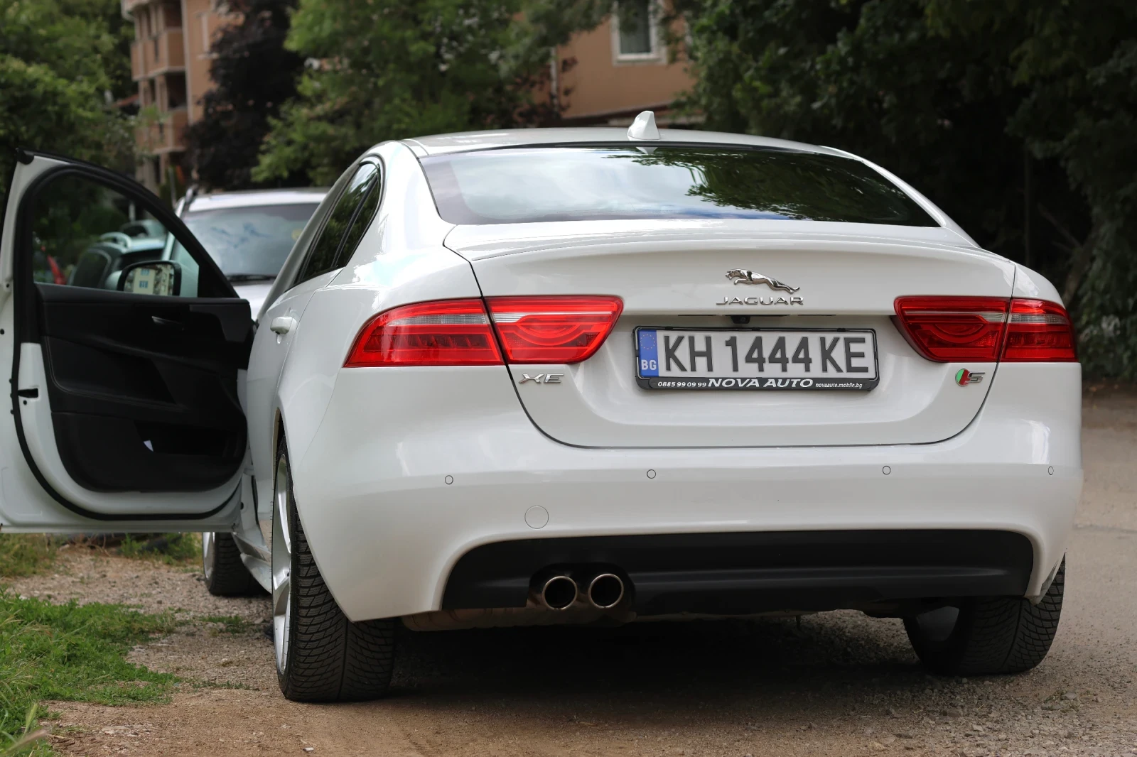 Jaguar XE 4x4, r-sport 2.0d, снимка 5 - Автомобили и джипове - 54895126