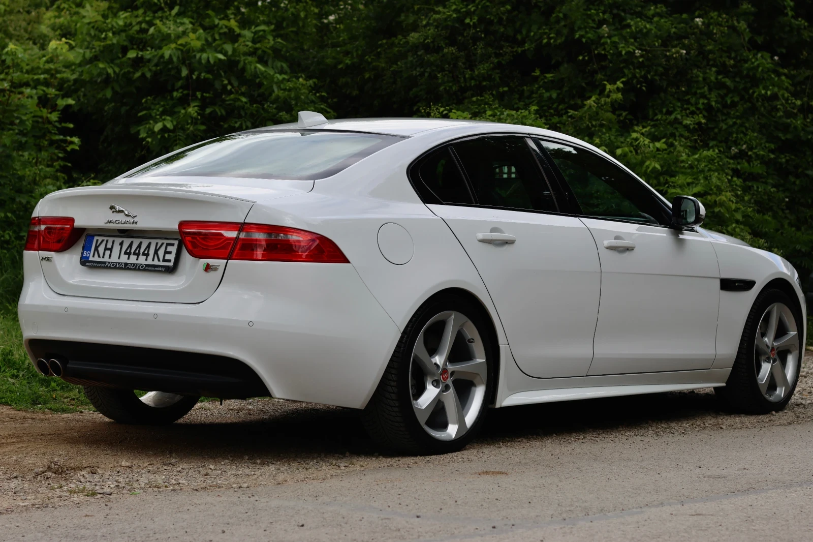 Jaguar XE 4x4, r-sport 2.0d, снимка 2 - Автомобили и джипове - 54895126