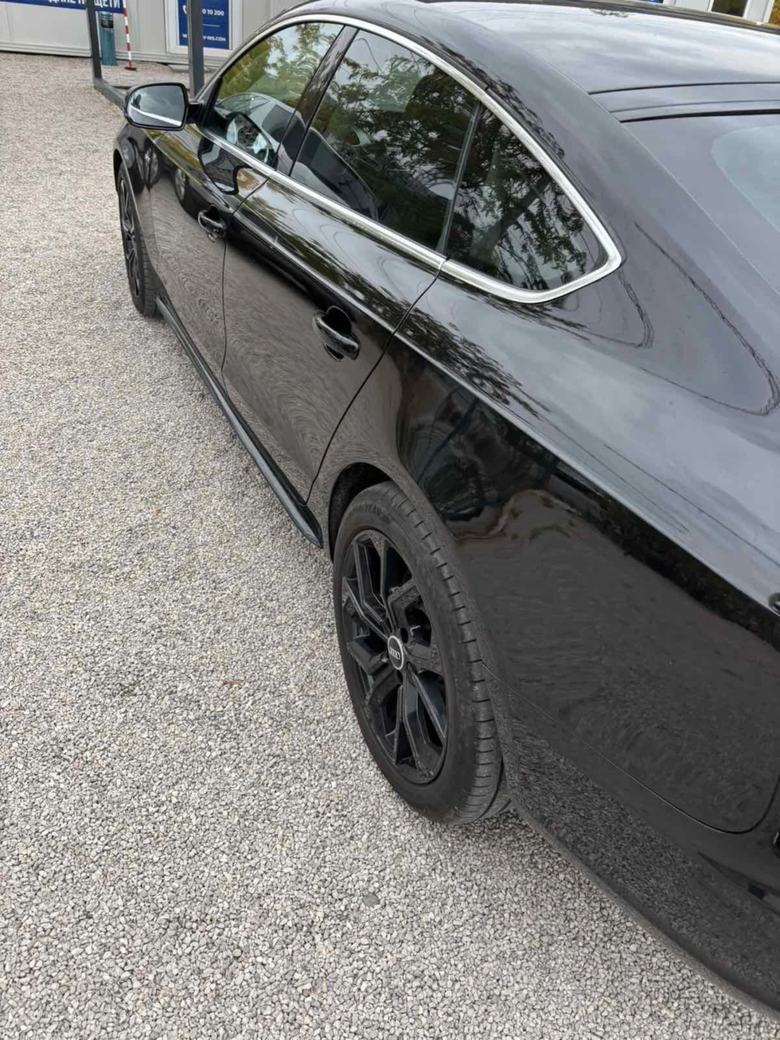 Audi A5 2.0TDi, снимка 3 - Автомобили и джипове - 55334316