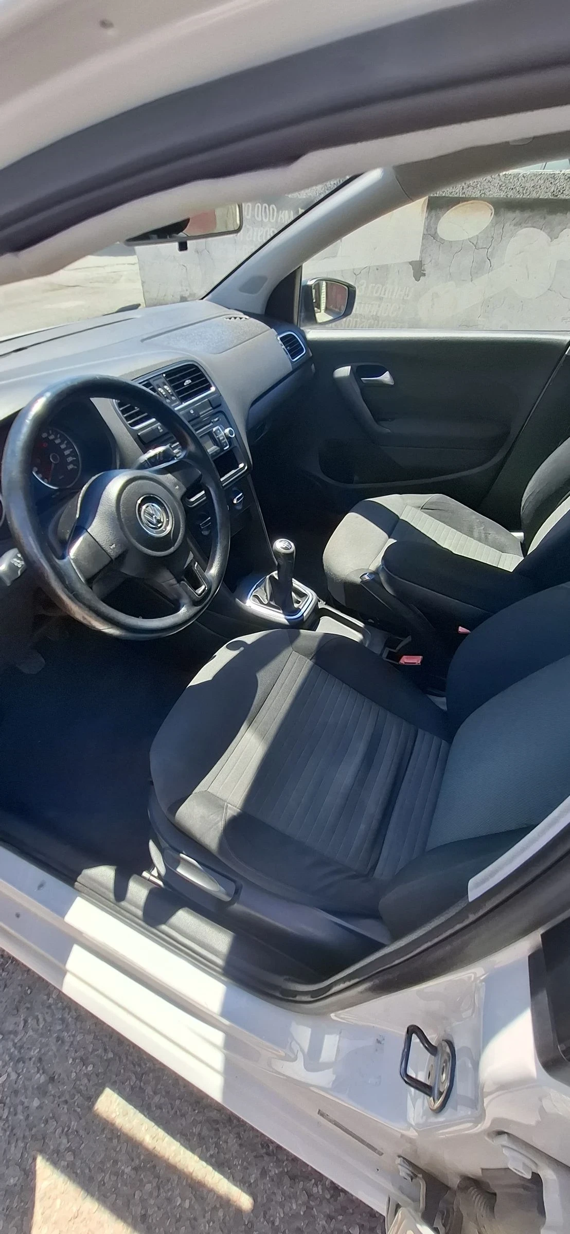 VW Polo, снимка 5 - Автомобили и джипове - 55397275