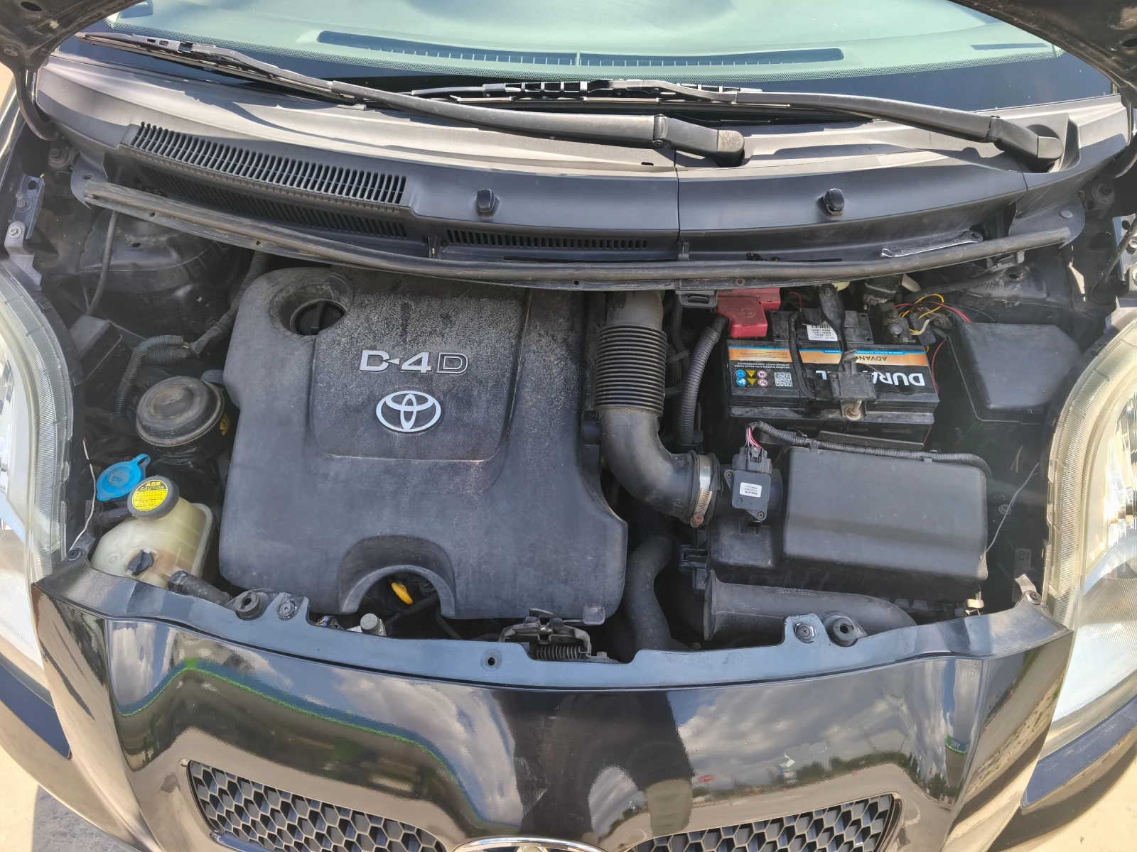 Toyota Yaris 1.4 D4D , снимка 11 - Автомобили и джипове - 55412607