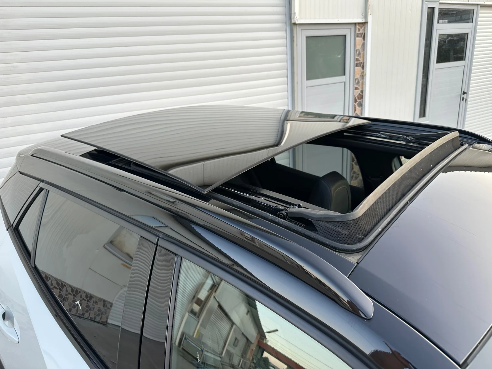 Peugeot 2008 1.5HDI GT-LINE* EAT8* PANORAMA* FULL* , снимка 13 - Автомобили и джипове - 55486541