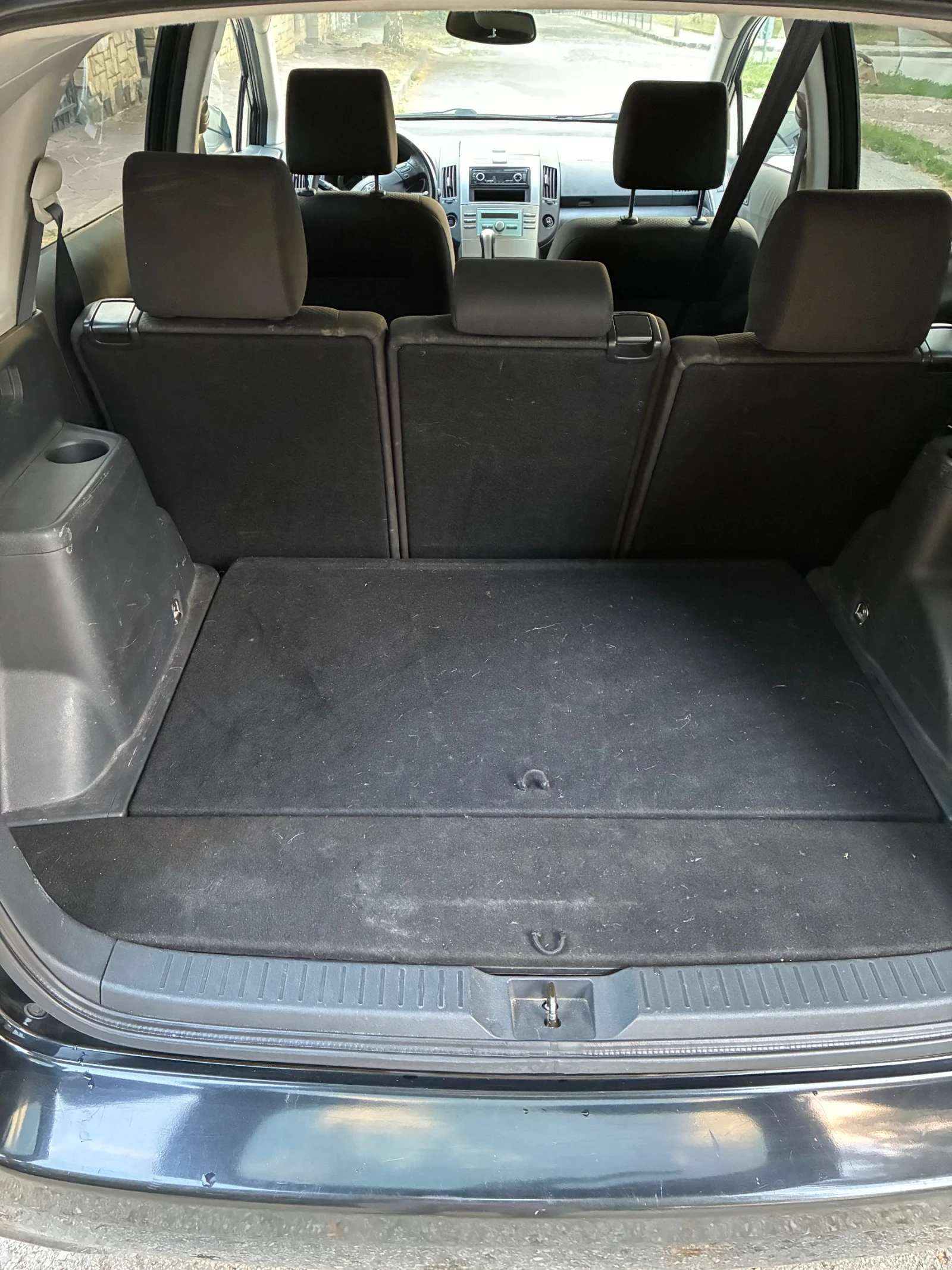 Toyota Corolla verso, снимка 8 - Автомобили и джипове - 55605777